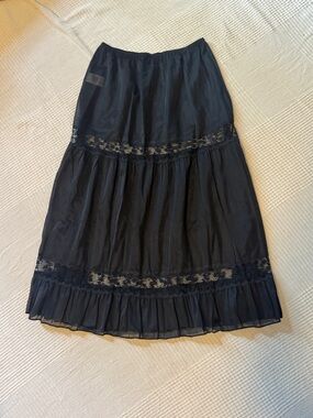 Vintage Flair Black Lace Trim Midi Skirt Slip Size Small